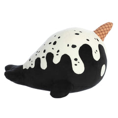 AuroraÂ® - Tasty PeachÂ® - 12.5" Cookies & Cream Nomwhal