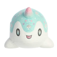 AuroraÂ® - Tasty PeachÂ® - 7" Snowfall Nomwhal