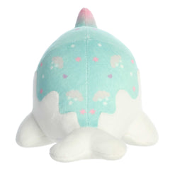 AuroraÂ® - Tasty PeachÂ® - 7" Snowfall Nomwhal